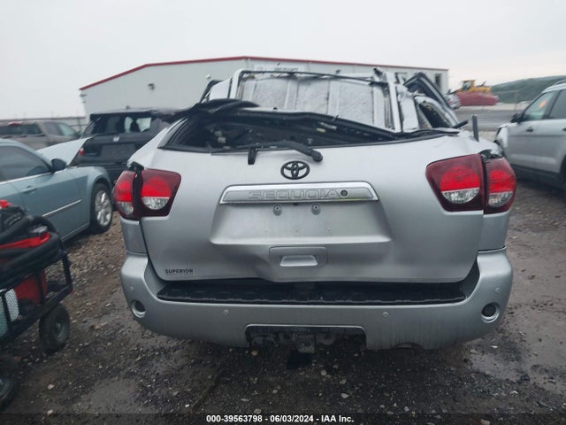 Toyota Sequoia Limited 2018 5TDJY5G1XJS156540 Image 16