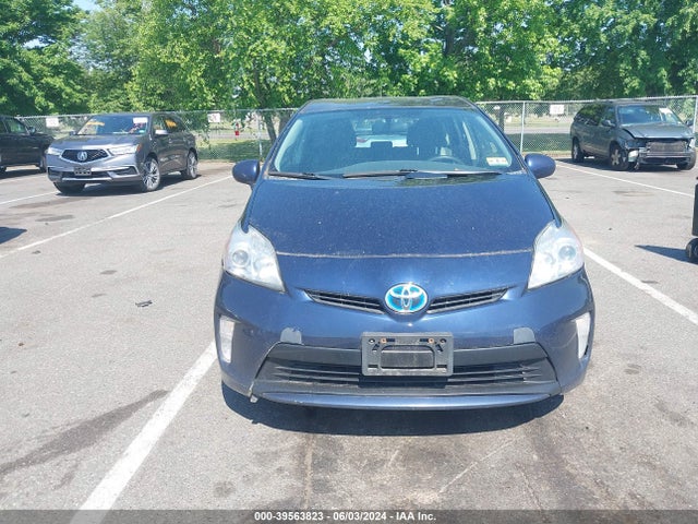 Toyota Prius Two 2014 JTDKN3DU7E0385993 Image 6