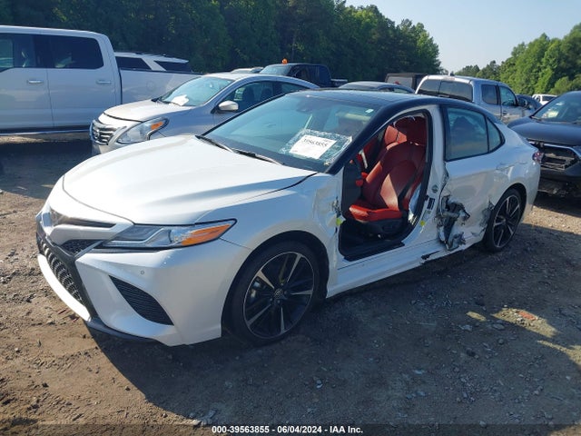 Toyota CAMRY XSE 2020 4T1K61AK2LU389519 Image 2