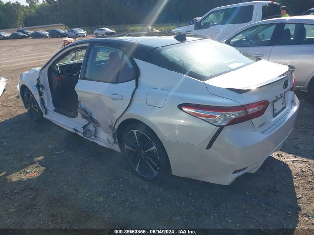Toyota CAMRY XSE 2020 4T1K61AK2LU389519 Image 3