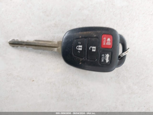Toyota Corolla S Plus 2014 2T1BURHEXEC226058 Image 11