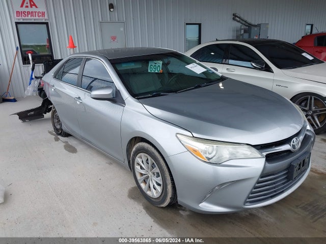 Toyota CAMRY LE 2015 4T1BF1FK6FU928169 main image