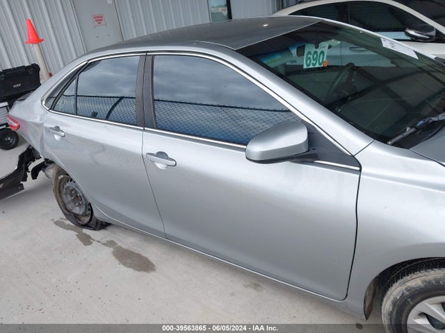 4T1BF1FK6FU928169 Toyota CAMRY LE