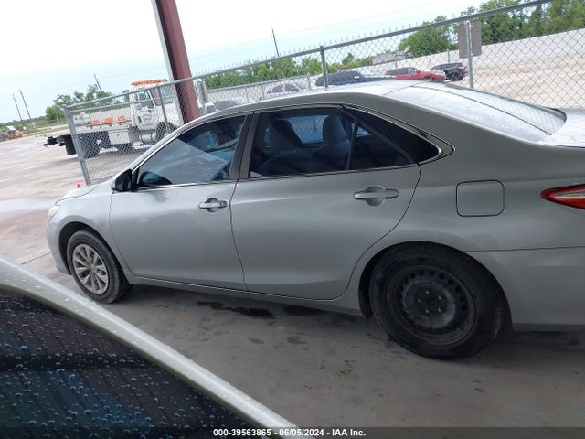 4T1BF1FK6FU928169 Toyota CAMRY LE