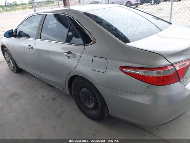 4T1BF1FK6FU928169 Toyota CAMRY LE