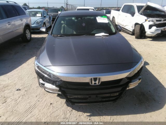 1HGCV1F17JA061556 Honda ACCORD LX