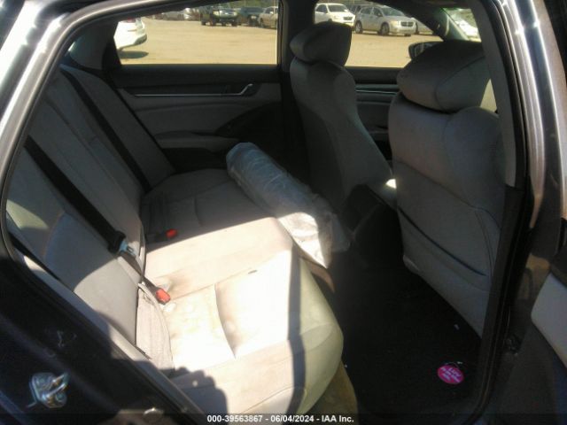 1HGCV1F17JA061556 Honda ACCORD LX