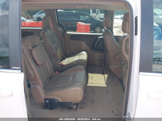 2C4RC1BG1ER326000 Chrysler Town & Country Touring