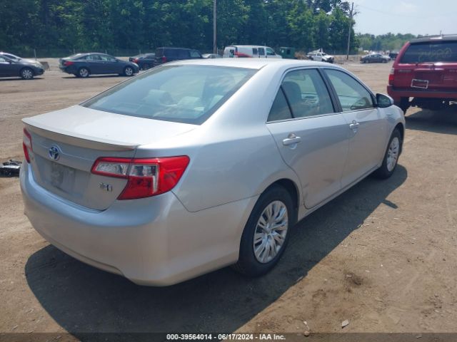 4T1BD1FK9EU112397 Toyota Camry Hybrid Le
