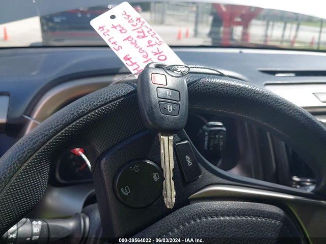 Toyota Rav4 Xle 2014 JTMWFREV0EJ013138 Image 11