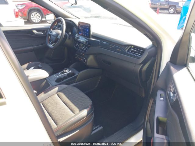 1FMCU0MN8PUA60470 Ford Escape St-line