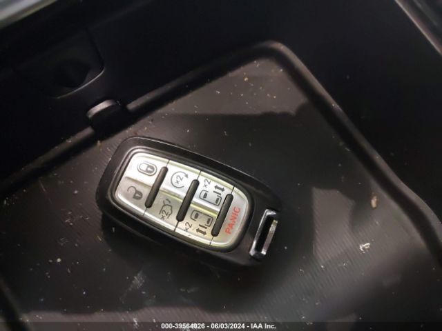 2C4RC1EGXJR258009 Chrysler Pacifica Touring L Plus