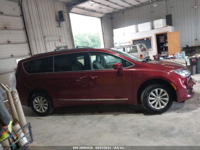 2C4RC1EGXJR258009 Chrysler Pacifica Touring L Plus