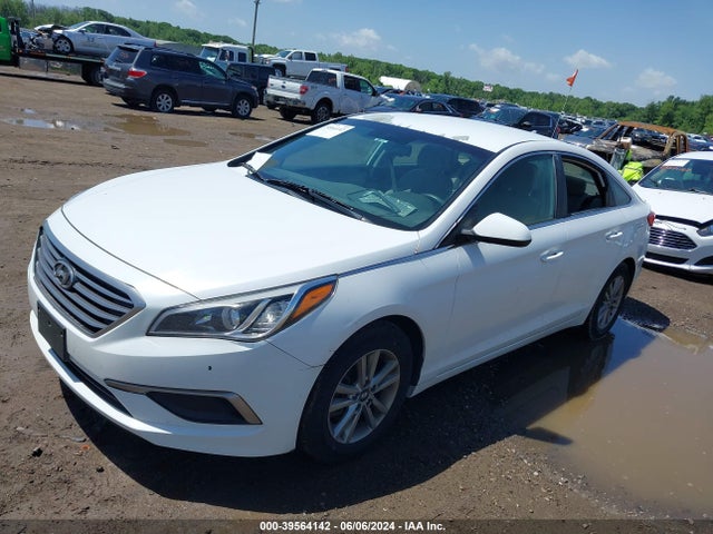 Hyundai SONATA SE 2016 5NPE24AFXGH316464 Image 2