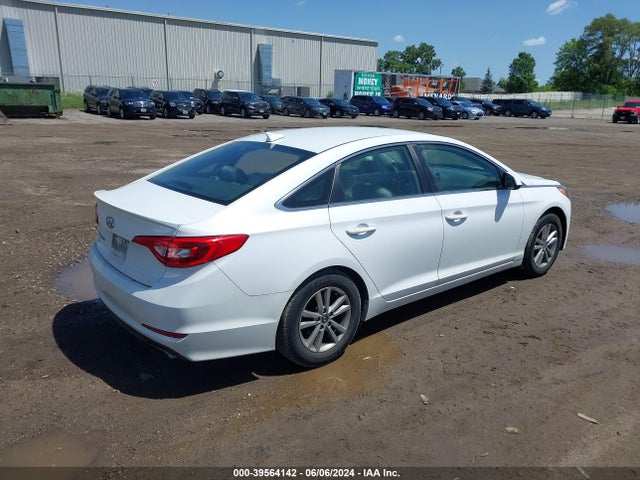 Hyundai SONATA SE 2016 5NPE24AFXGH316464 Image 4