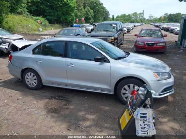 3VW2K7AJ9FM296075 Volkswagen Jetta 2.0l S
