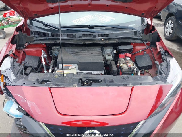Nissan LEAF SV 2018 1N4AZ1CP0JC300863 Image 10