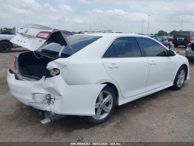 Toyota CAMRY SE 2014 4T1BF1FK4EU780845 Image 4