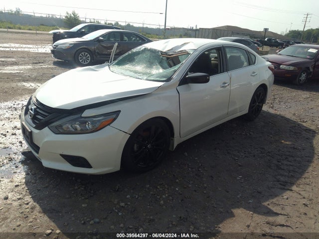 Nissan Altima 2.5 Sr 2018 1N4AL3AP3JC288899 Image 2
