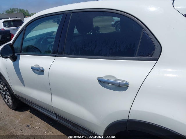 Fiat 500x Trekking Plus 2016 ZFBCFYET1GP423963 Image 14