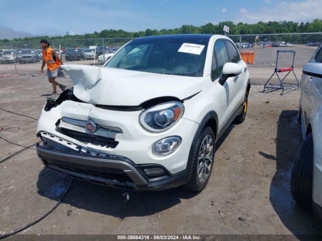 2016 FIAT 500X ZFBCFYET1GP423963 Photo 1