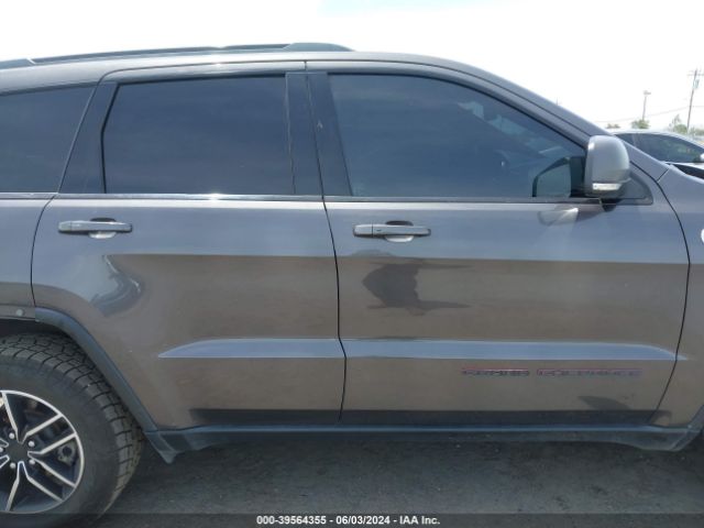 1C4RJFLG7KC685728 Jeep Grand Cherokee Trailhawk 4x4