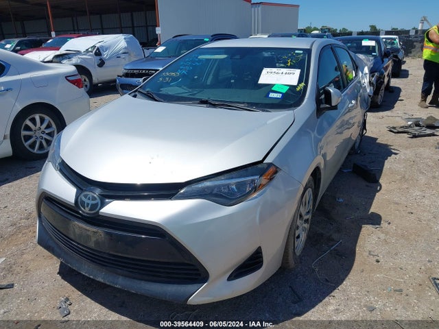 Toyota COROLLA LE 2017 2T1BURHE7HC934238 Image 2