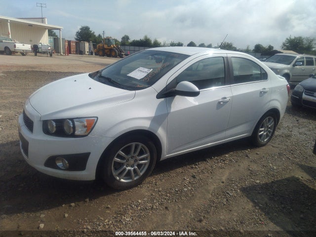 Chevrolet Sonic Lt Auto 2014 1G1JC5SH5E4223056 Image 2