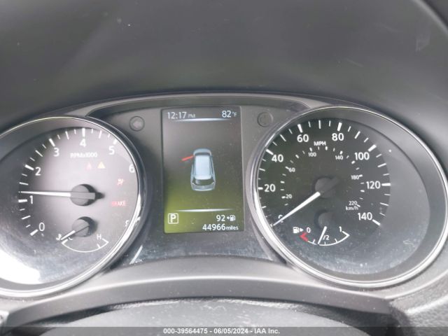 5N1AT2MV0HC767673 Nissan ROGUE SV