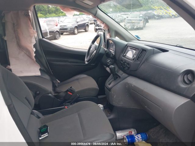 3N6CM0KN2JK698581 Nissan NV200 SV