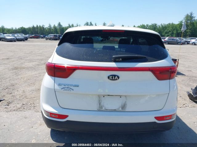 KNDPMCAC1J7368435 KIA Sportage Lx