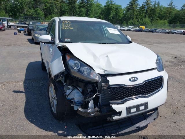KNDPMCAC1J7368435 KIA Sportage Lx
