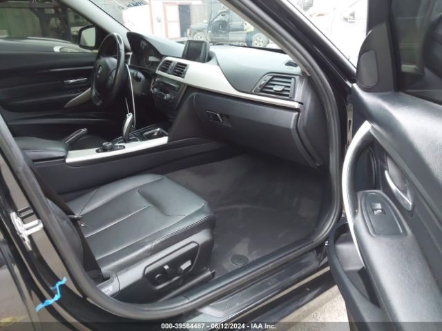 WBA3B1C52FK137343 BMW 320i