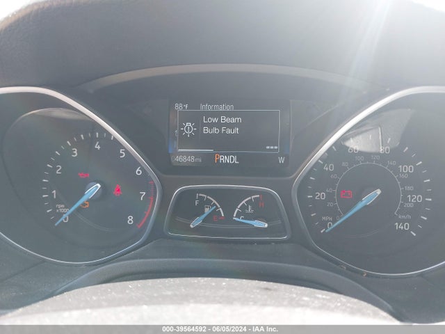 Ford FOCUS SE 2018 1FADP3K29JL312059 Image 7