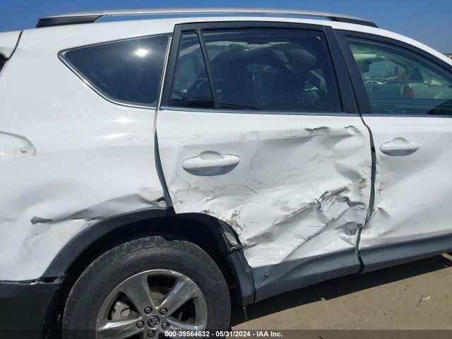 Toyota Rav4 Xle 2015 JTMWFREV0FJ049347 Image 6