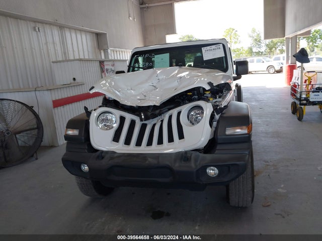 1C4GJXAN7LW181047 Jeep Wrangler Sport S 4x4