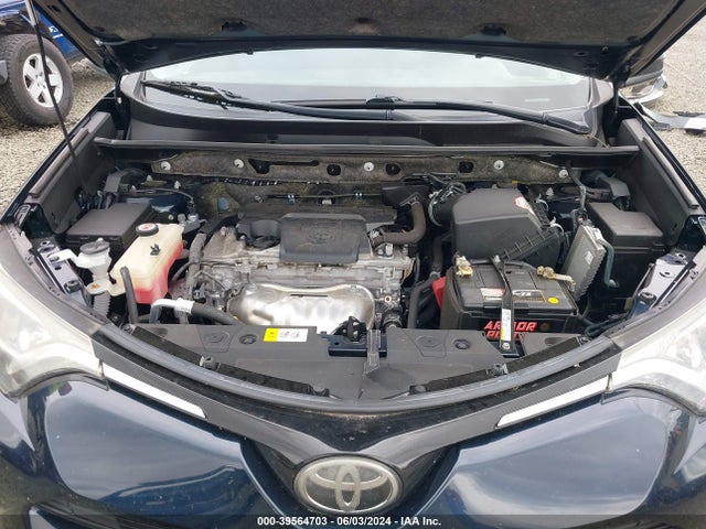 Продажа на аукционе авто 2017 Toyota Rav4 Le, vin: JTMBFREV0HJ146615, номер лота: 39564703