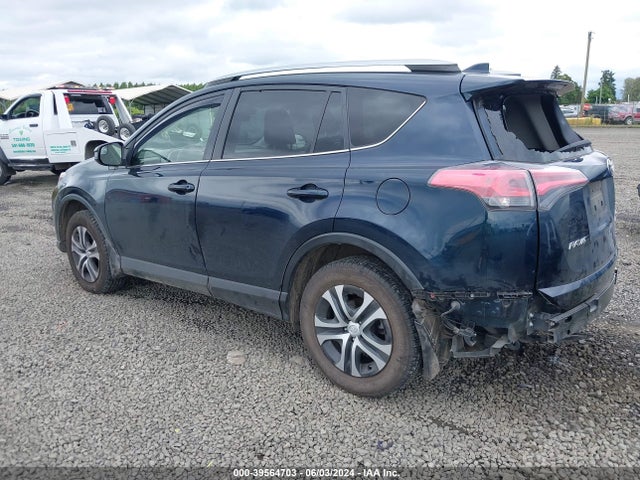 Продажа на аукционе авто 2017 Toyota Rav4 Le, vin: JTMBFREV0HJ146615, номер лота: 39564703