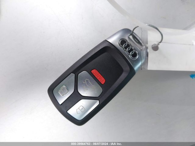 WAUBBAF4XNA037879 Audi A4 Premium Plus 40 Tfsi Quattro S Tronic