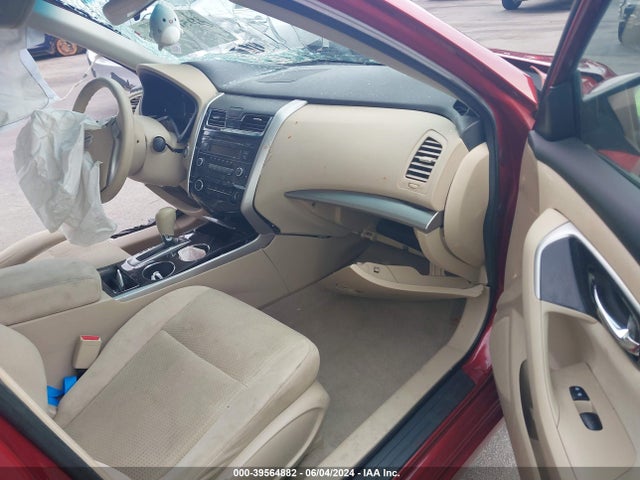 Nissan Altima 2.5 S 2014 1N4AL3AP4EN210965 Image 5
