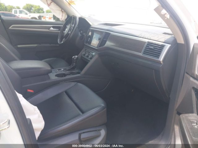 1V2DR2CA2JC520982 Volkswagen Atlas
