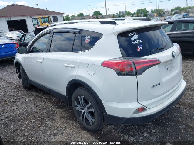 Toyota RAV4 LE 2016 JTMBFREV9GD180100 Image 3