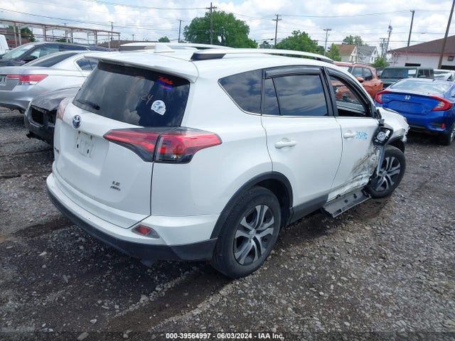 Toyota RAV4 LE 2016 JTMBFREV9GD180100 Image 4