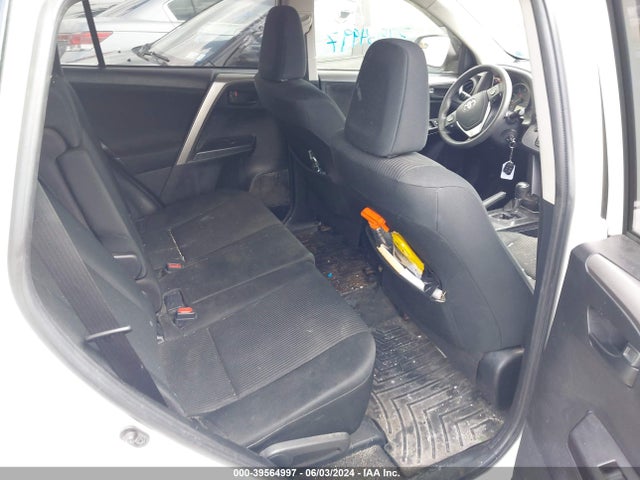 Toyota RAV4 LE 2016 JTMBFREV9GD180100 Image 8