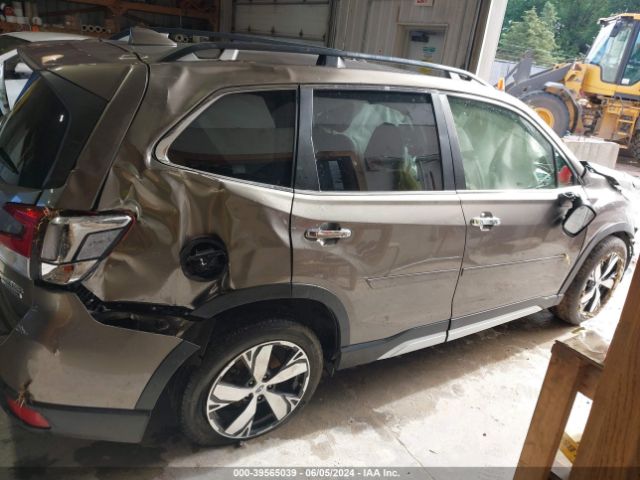 JF2SKAWC7KH408172 Subaru Forester Touring