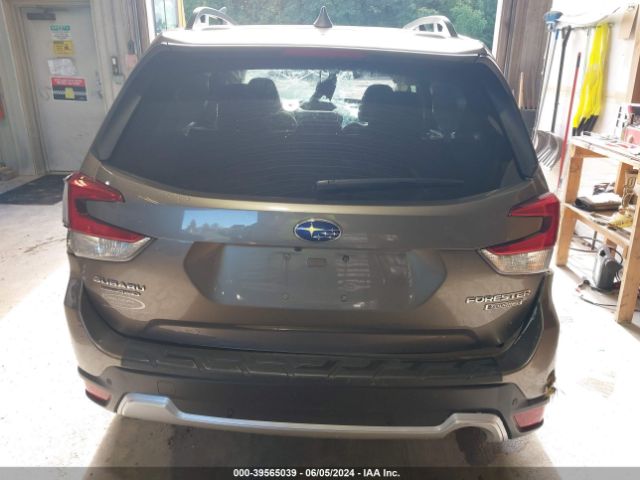 JF2SKAWC7KH408172 Subaru Forester Touring