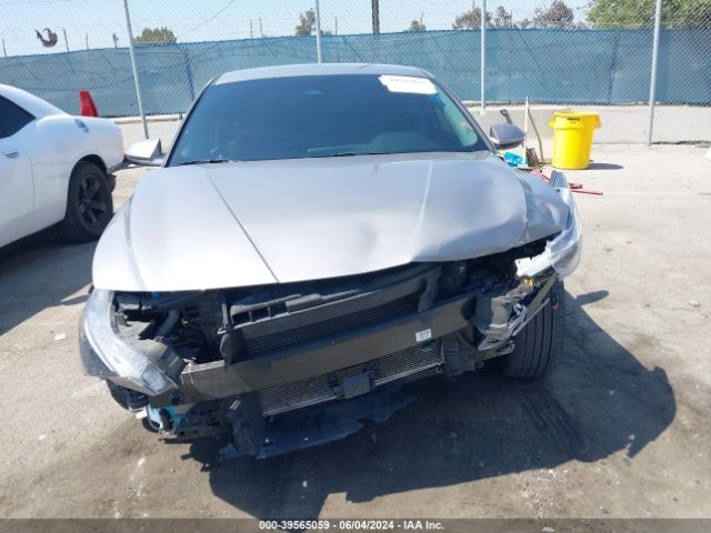 KMHLS4AG7PU586138 Hyundai ELANTRA SEL