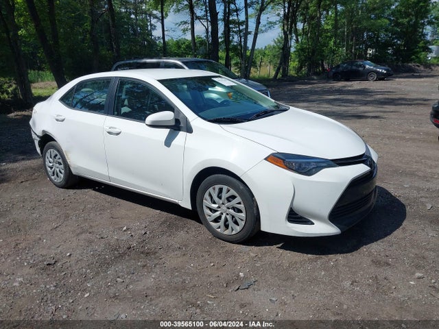 Toyota COROLLA LE 2017 5YFBURHE5HP673708 main image