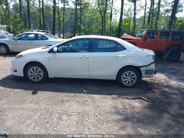 Toyota COROLLA LE 2017 5YFBURHE5HP673708 Image 15