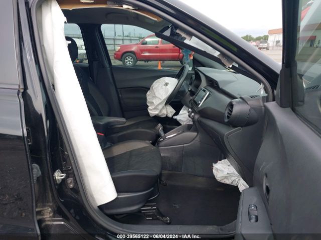 3N1CP5BV8LL520147 Nissan Kicks S Xtronic Cvt